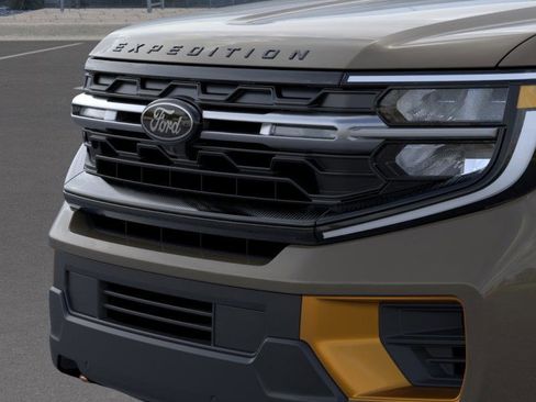 New 2026 Ford Expedition Tremor image 17