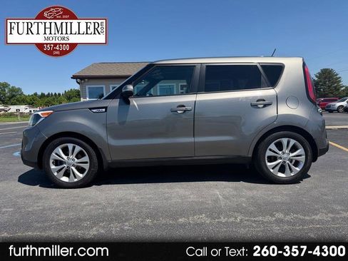 Used 2014 Kia Soul + w/ Primo Package FWD image 1