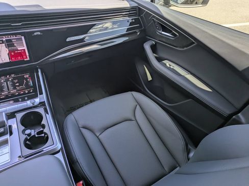 New 2026 Audi Q7 3.0T Premium Plus AWD/4WD image 22