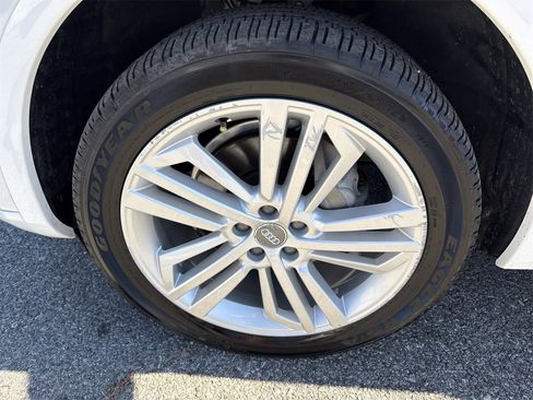 Used 2018 Audi Q5 Prestige image 48
