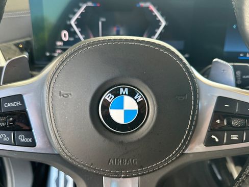Used 2024 BMW X7 xDrive40i w/ M Sport Package AWD/4WD image 30