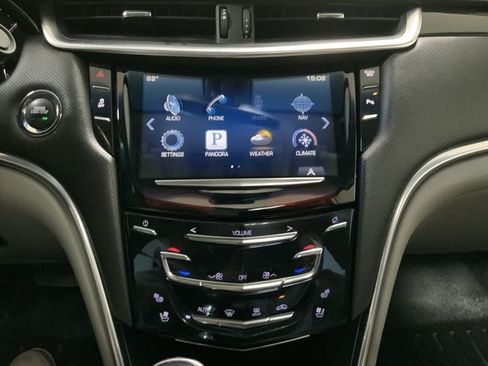 Used 2014 Cadillac XTS Luxury AWD/4WD image 27