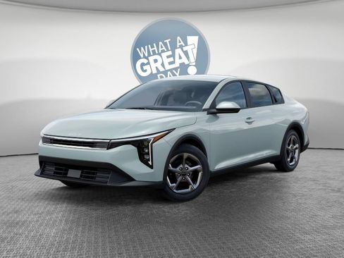 New 2026 Kia K4 FWD image 1