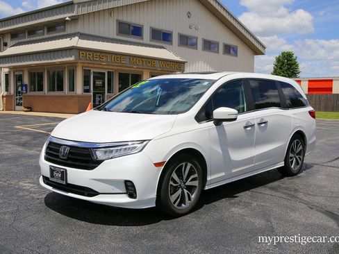 Used 2022 Honda Odyssey Touring image 2