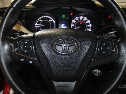 Used 2014 Toyota Avalon XLE Touring FWD image 21