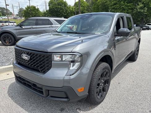New 2026 Ford Maverick XLT w/ Black Appearance Package AWD/4WD image 4