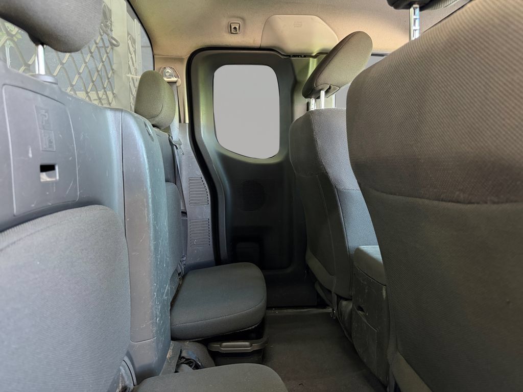 Used 2020 Nissan Frontier S RWD image 21