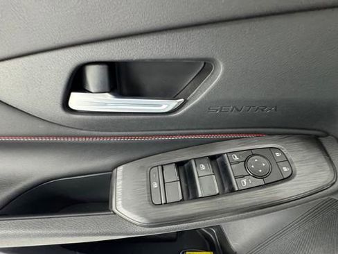 New 2026 Nissan Sentra SR FWD image 17