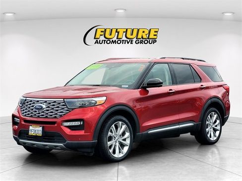 Certified 2022 Ford Explorer Platinum w/ Equipment Group 601A image 8