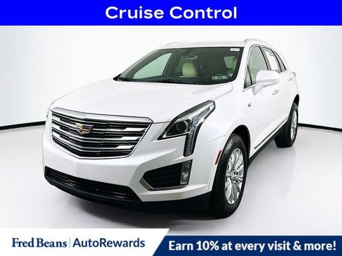 Used 2018 Cadillac XT5 AWD image 3