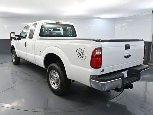 Used 2016 Ford F250 XL w/ Power Equipment Group image 9