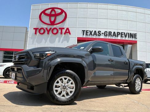 Used 2026 Toyota Tacoma SR RWD image 2