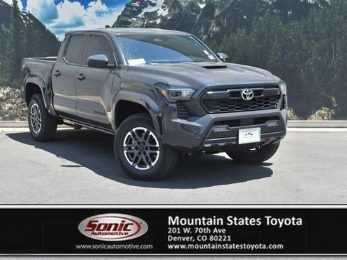 Used 2025 Toyota Tacoma TRD Sport AWD/4WD image 1