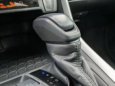 Used 2023 Toyota RAV4 LE image 12