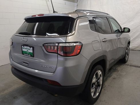 Used 2019 Jeep Compass Limited image 9