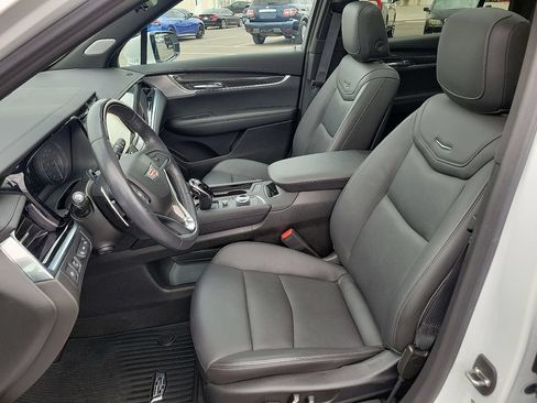 Certified 2023 Cadillac XT6 Sport w/ LPO, Onyx Lite Package AWD/4WD image 14