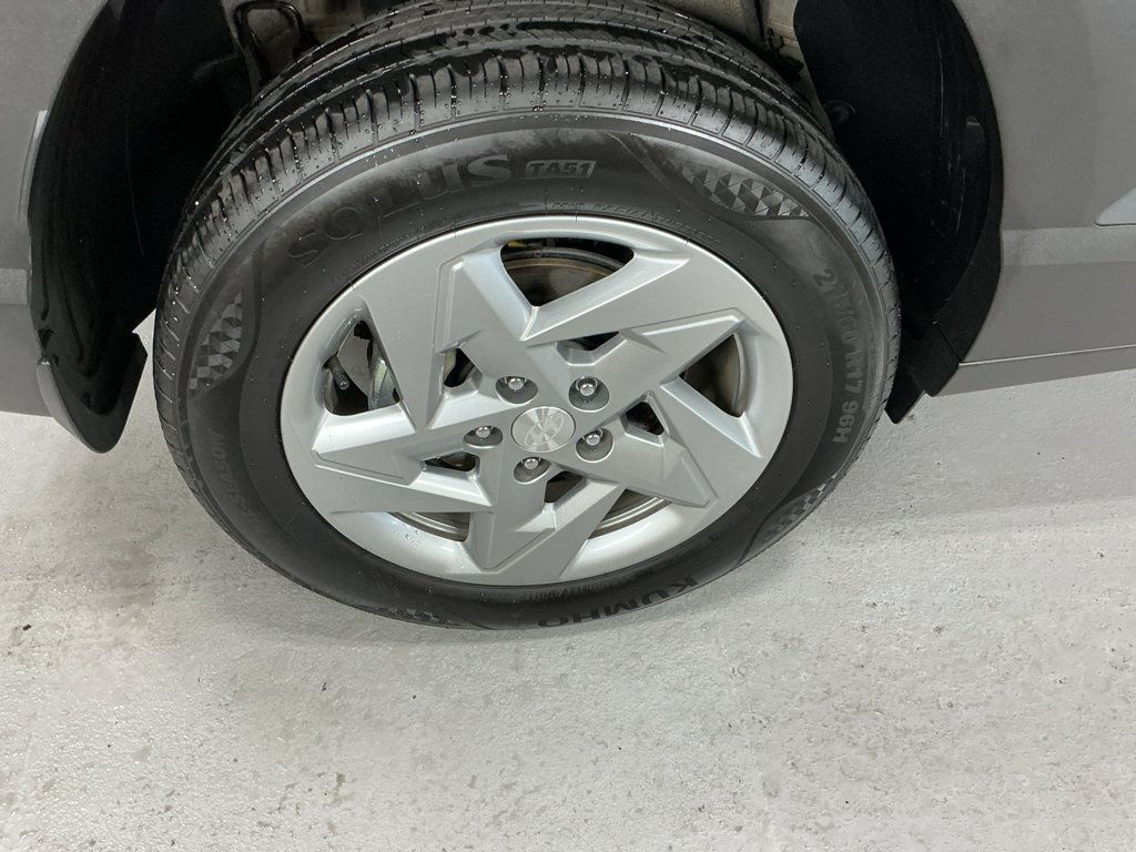 Certified 2026 Hyundai Kona SE AWD/4WD image 5
