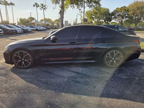 Used 2021 BMW M550i xDrive image 3