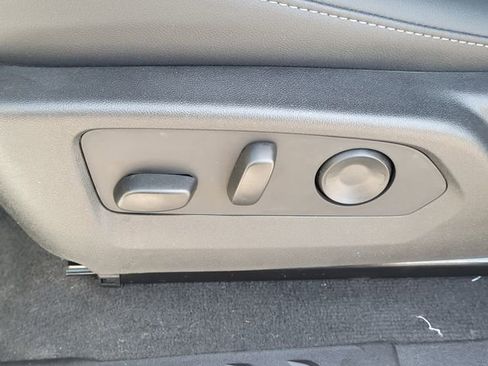 New 2026 GMC Canyon Elevation w/ Convenience Package RWD image 23
