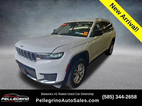 Used 2023 Jeep Grand Cherokee L Laredo w/ Luxury Tech Group I AWD/4WD image 1