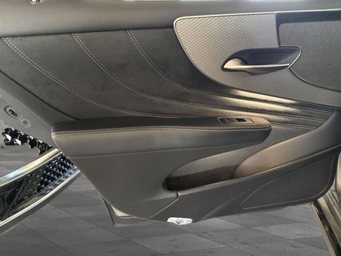 Used 2018 Lexus LS 500 F Sport w/ Accessory Package (Z2) image 25