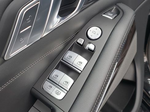 New 2026 BMW X7 xDrive40i w/ Premium Package image 6