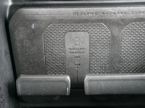 Used 2024 RAM 2500 Laramie w/ Night Edition image 26