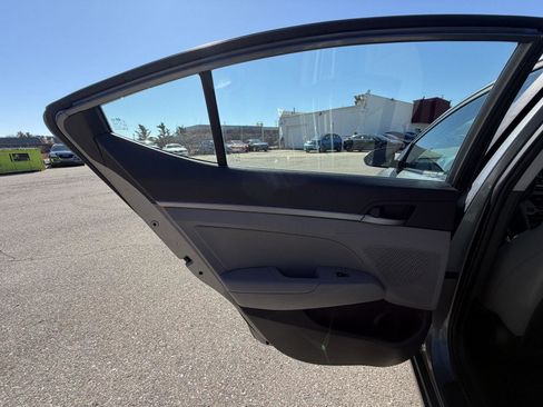 Used 2018 Hyundai Elantra Value Edition image 19