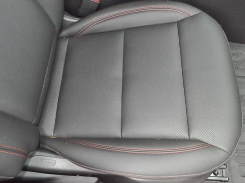 Used 2025 Chevrolet Trax RS w/ Driver Confidence Package FWD image 22