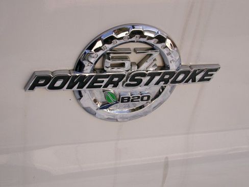 Used 2014 Ford F550 2WD Regular Cab Super Duty image 16