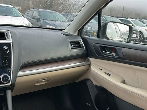 Used 2018 Subaru Outback 2.5i Limited image 23