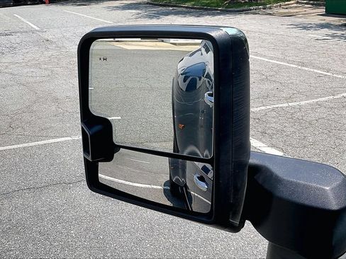 Used 2024 Chevrolet Silverado 3500 High Country w/ High Country Premium Package AWD/4WD image 31