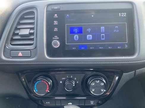 Used 2019 Honda HR-V Sport image 37