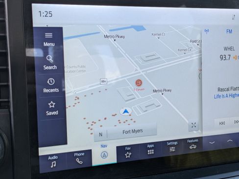 Used 2021 Ford F150 Lariat image 33