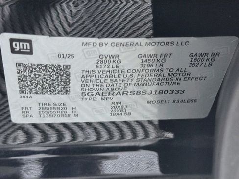 Used 2025 Buick Enclave Preferred FWD image 12