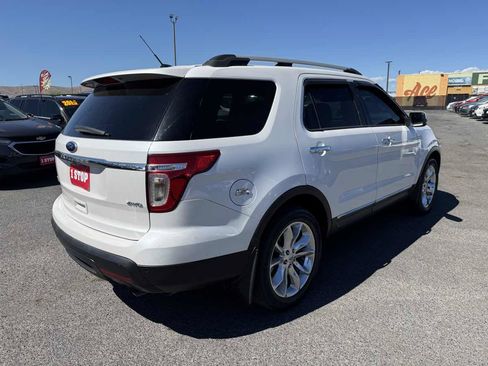 Used 2015 Ford Explorer Limited w/ Equipment Group 302A AWD/4WD image 6