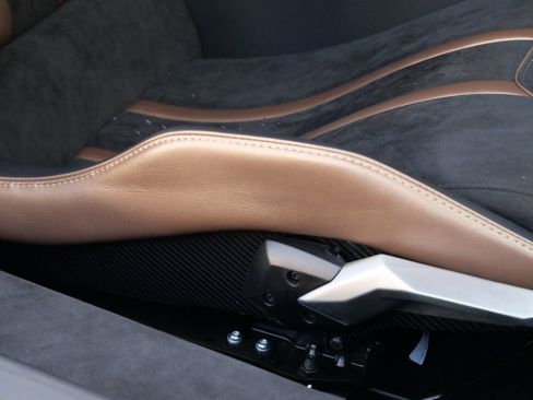 Used 2024 Lamborghini Huracan Tecnica RWD image 19