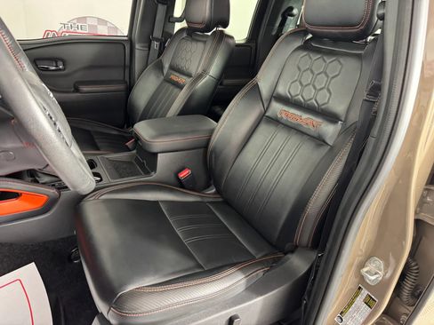 Used 2023 Nissan Frontier PRO-4X w/ Pro-4X Premium Package AWD/4WD image 35