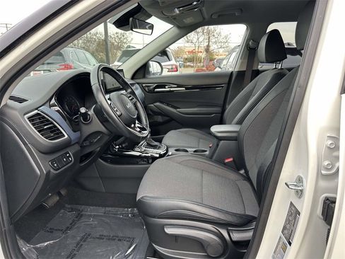 Used 2023 Kia Seltos S w/ Navigation Package image 18