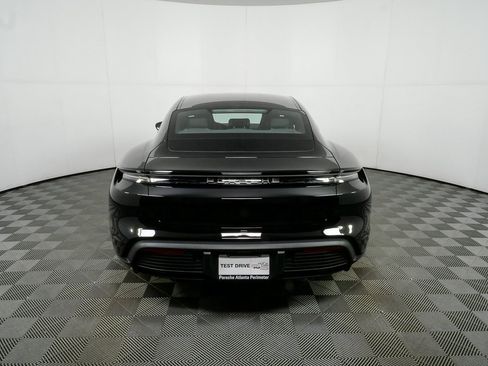 New 2026 Porsche Taycan image 31