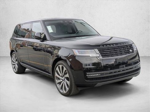 New 2025 Land Rover Range Rover Long Wheelbase SE image 7