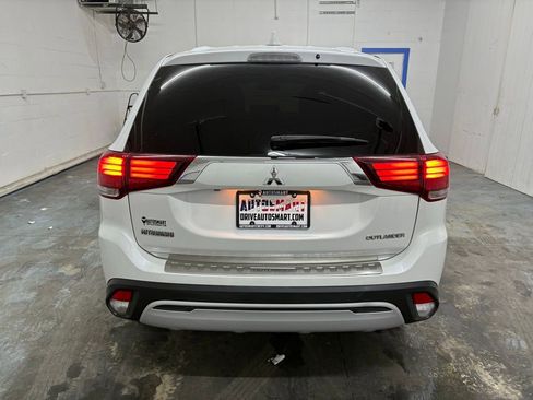 Used 2019 Mitsubishi Outlander ES FWD image 30