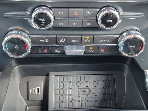New 2026 Ford F150 XLT w/ Equipment Group 302A MID AWD/4WD image 18