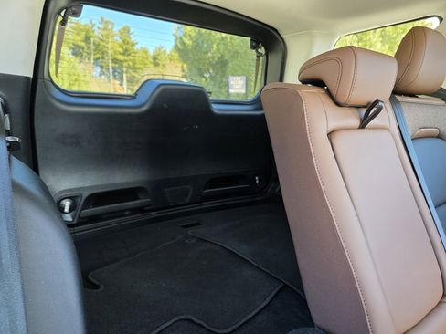 Used 2025 Ford Bronco Sport Outer Banks w/ Outer Banks Tech Package+ image 28