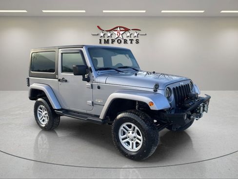 Used 2015 Jeep Wrangler Sahara w/ Dual Top Group image 7