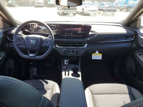 New 2026 Buick Envista Preferred w/ Convenience II Package image 11