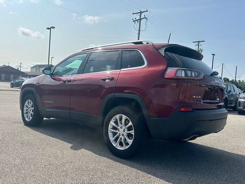 Used 2019 Jeep Cherokee Latitude w/ Cold Weather Group AWD/4WD image 7