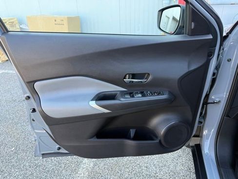 Certified 2024 Nissan Kicks SR w/ SR Premium Package image 14