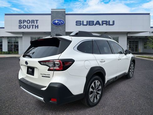 Used 2023 Subaru Outback Touring XT image 3