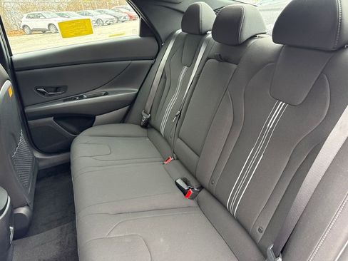 New 2026 Hyundai Elantra SEL Sport Premium FWD image 32